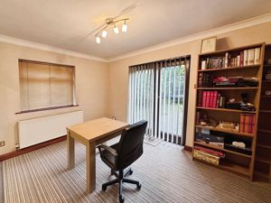 Dining- click for photo gallery